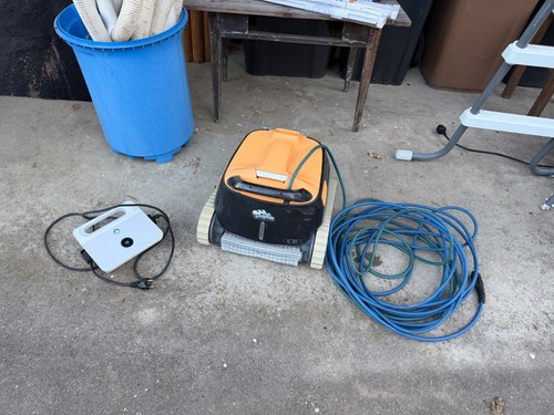 Poolroboter dolphin e30 - poolroboter,